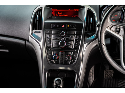 2011 Opel Astra