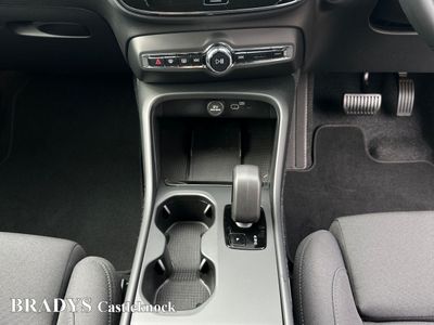 2026 Volvo EX40
