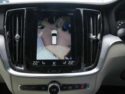 2020 Volvo V60