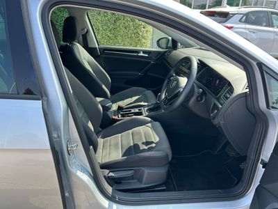 2019 Volkswagen Golf