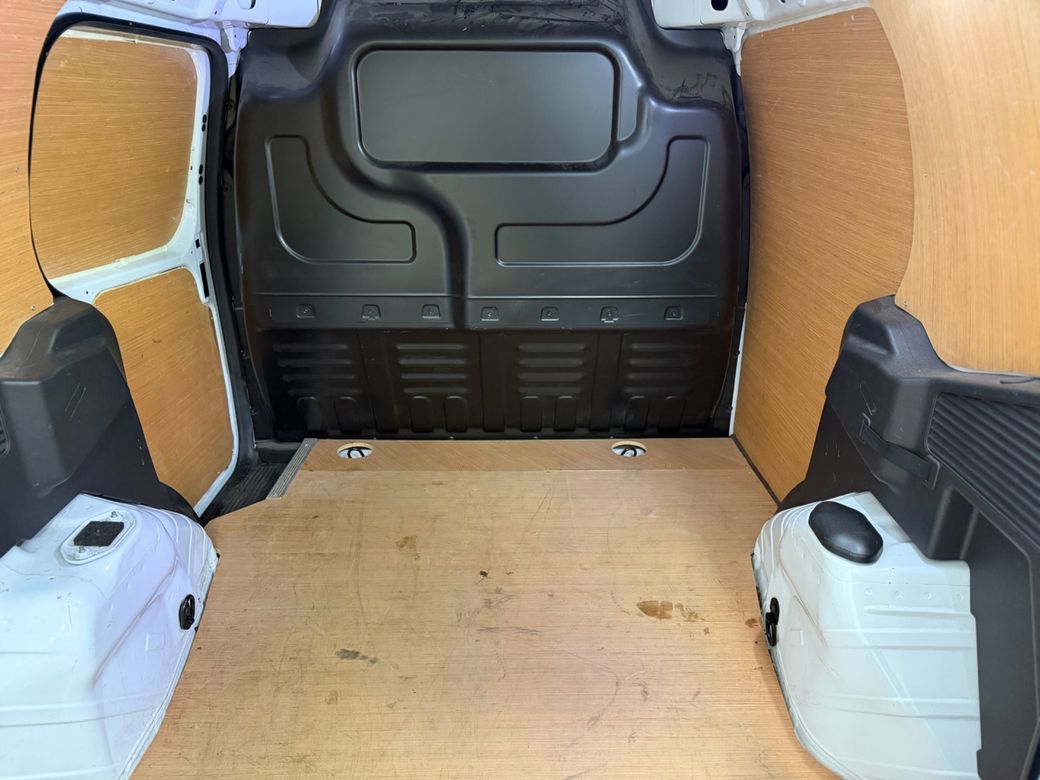 2022 Ford Transit Courier