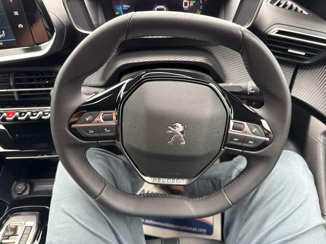 2023 Peugeot 2008