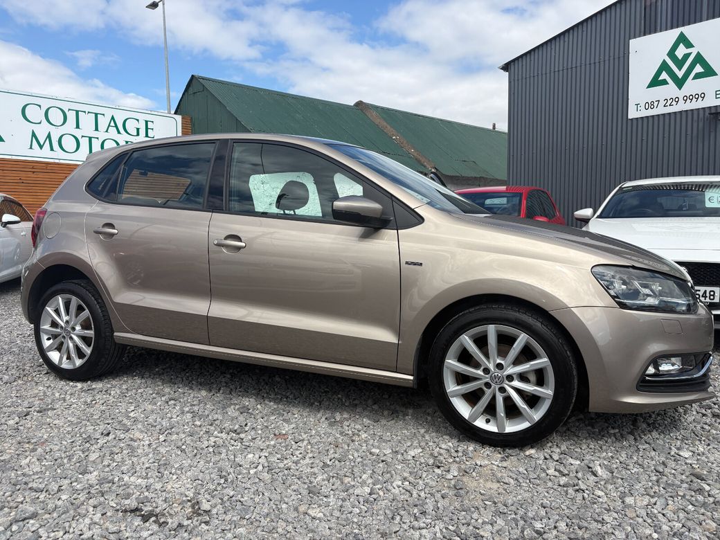 2017 Volkswagen Polo