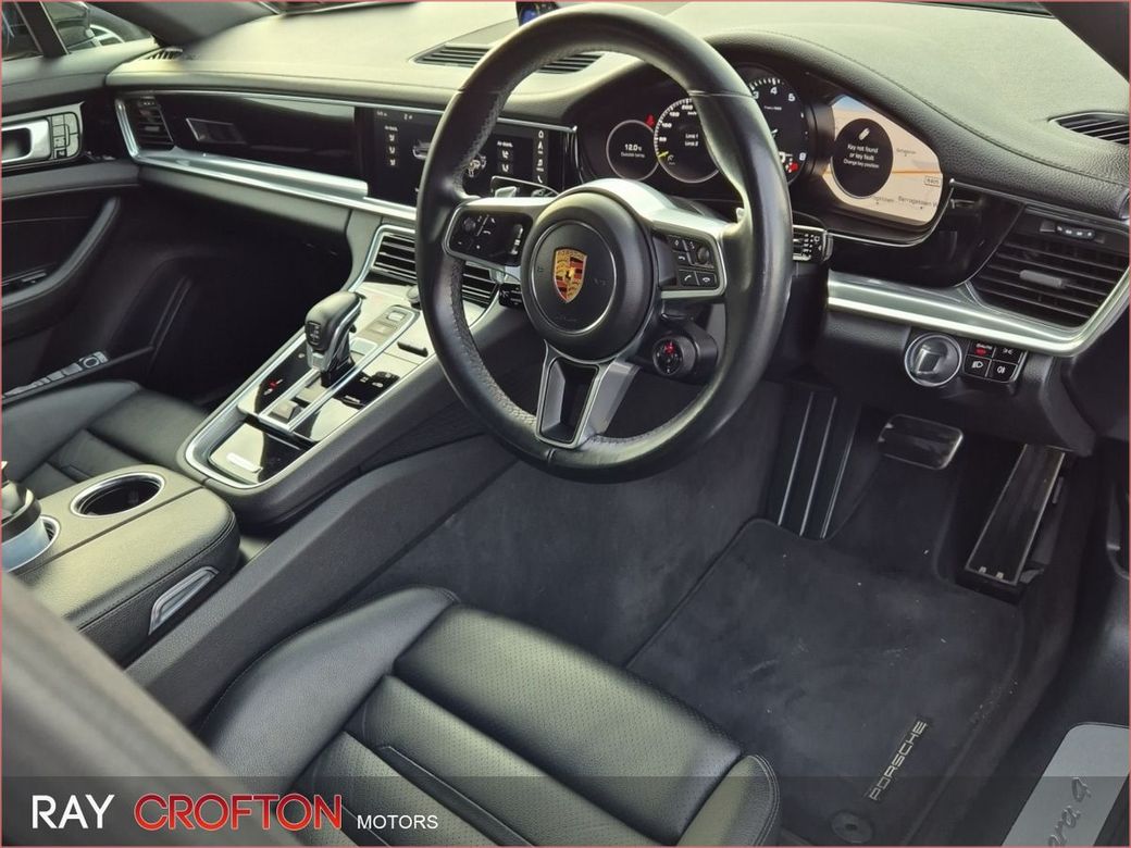 2018 Porsche Panamera
