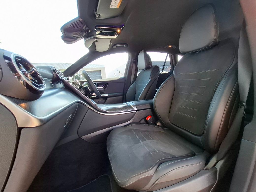2025 Mercedes-Benz GLC Class