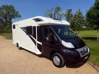2014 BAILEY APPROACH  AUTOGRAPH 750 LOW PROFILE R.H.D 