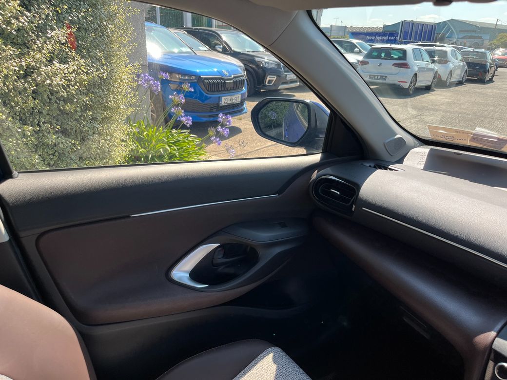 2020 Toyota Yaris Cross