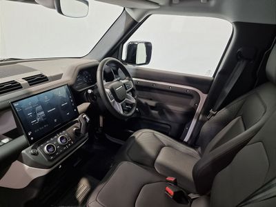 2026 Land Rover Defender
