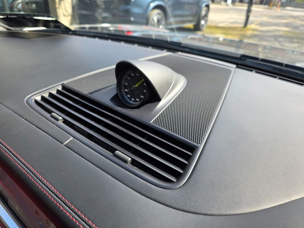 2018 Porsche Panamera