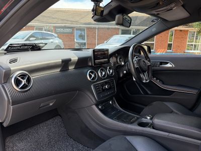 2013 Mercedes-Benz A 180