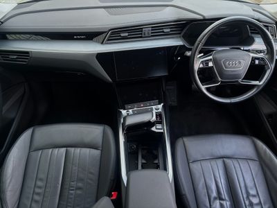 2022 Audi e-tron