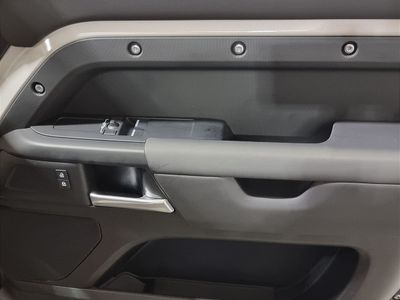 2026 Land Rover Defender