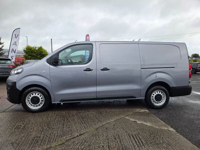 2022 Vauxhall Vivaro