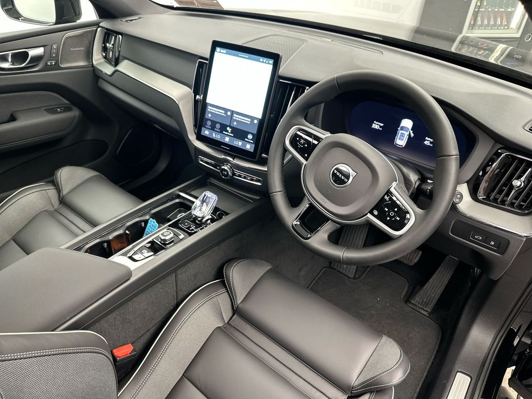 2025 Volvo XC60