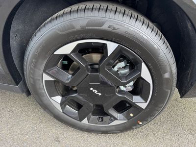 2027 Kia EV5
