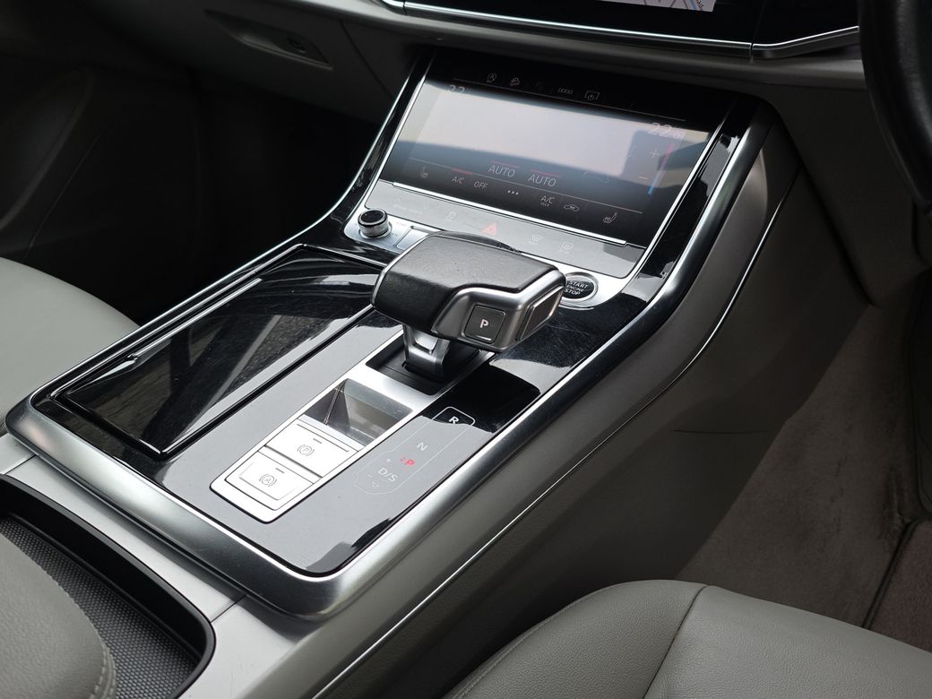 2023 Audi Q7