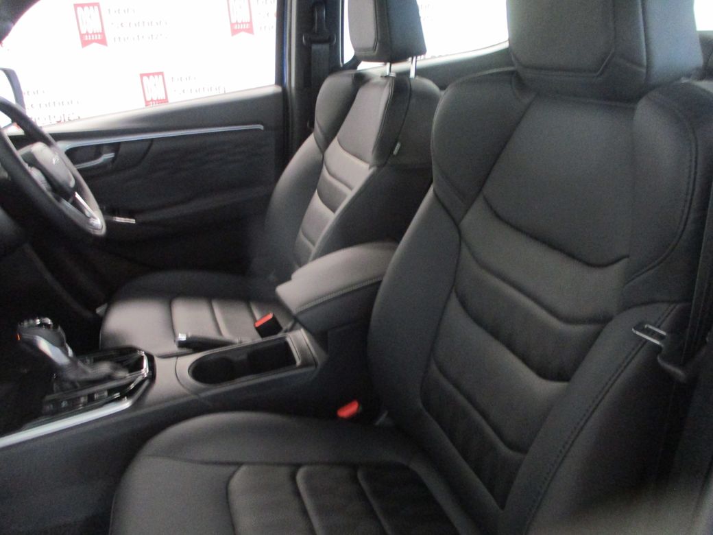 2025 Isuzu D-MAX