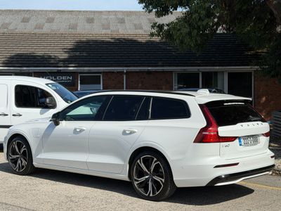 2022 Volvo V60