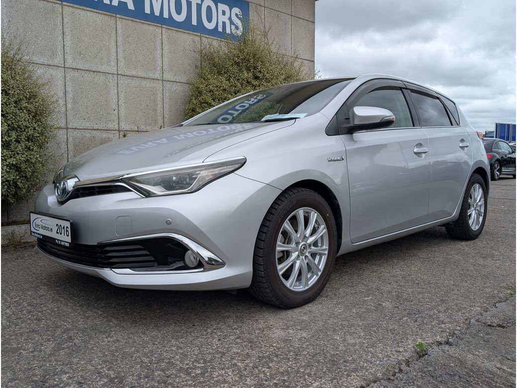 2016 Toyota Auris