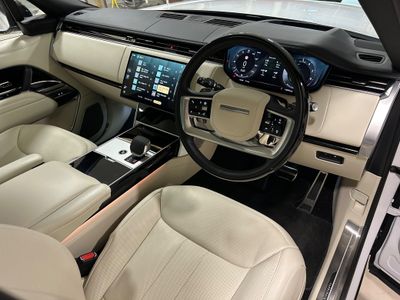 2025 Land Rover Range Rover