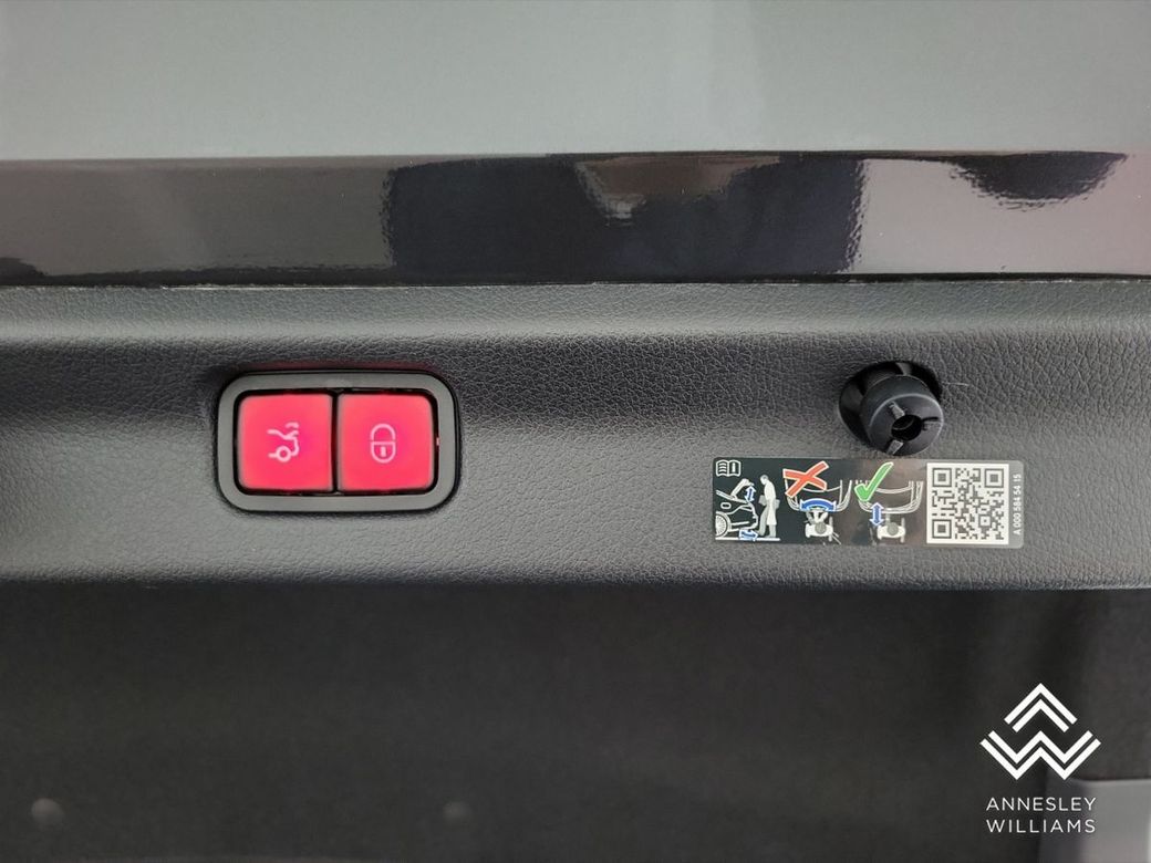 2025 Mercedes-Benz EQE