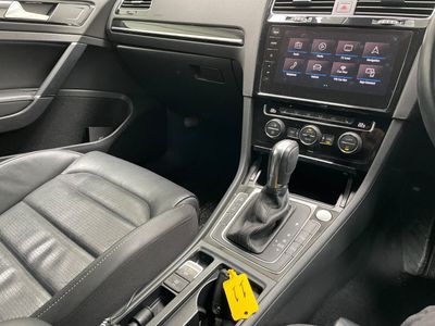 2019 Volkswagen Golf
