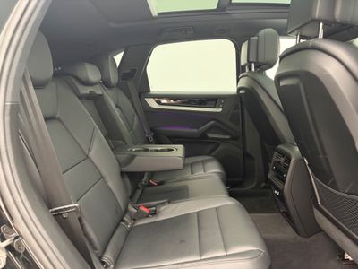2025 Porsche Cayenne