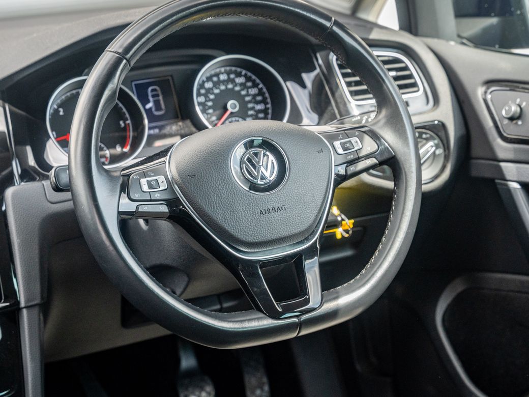 2019 Volkswagen Golf