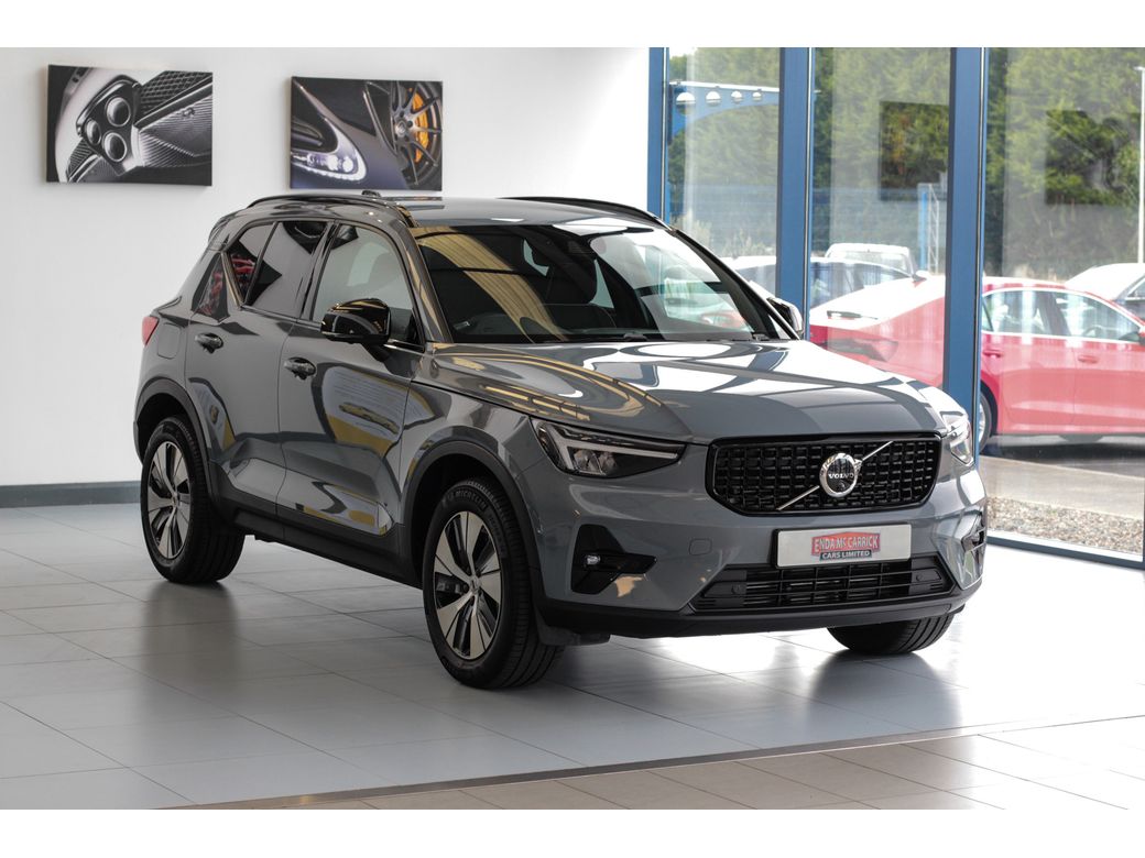 2023 Volvo XC40