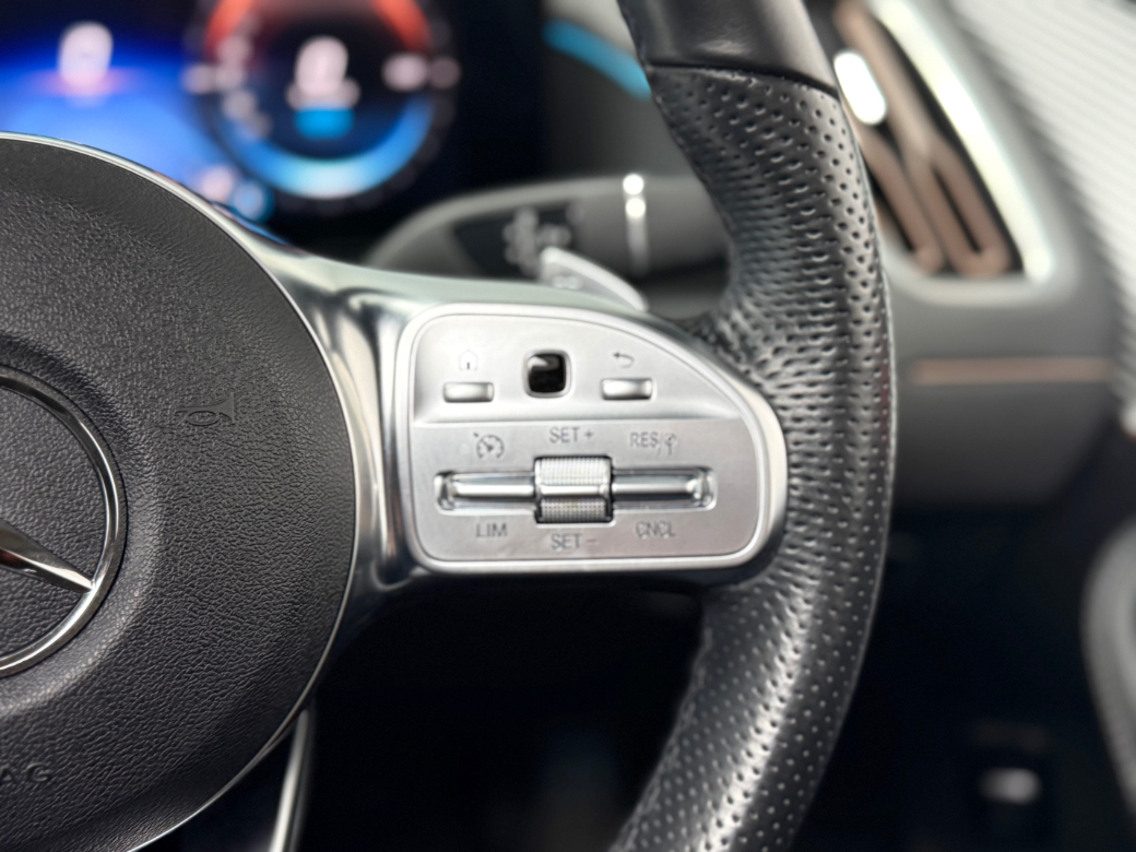 2023 Mercedes-Benz EQC