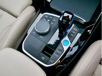 2022 BMW iX3