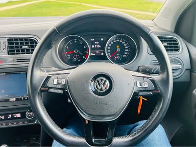 2015 Volkswagen Polo
