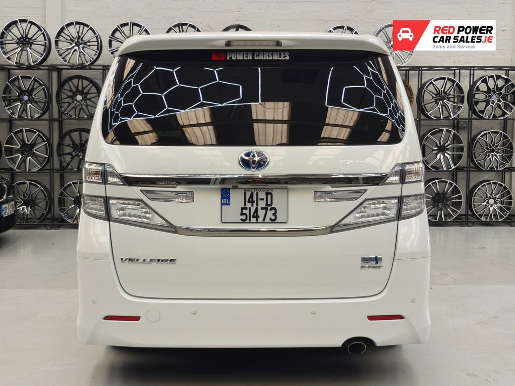 2014 Toyota Vellfire