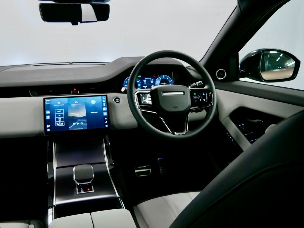 2025 Land Rover Range Rover Evoque