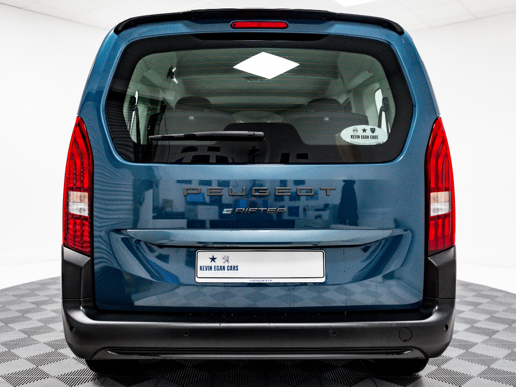 2025 Peugeot Rifter