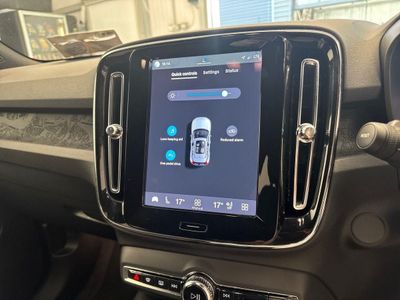 2024 Volvo XC40