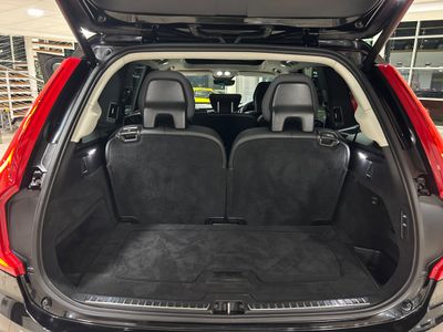 2022 Volvo XC90