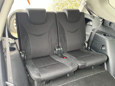 2018 Toyota Prius Alpha