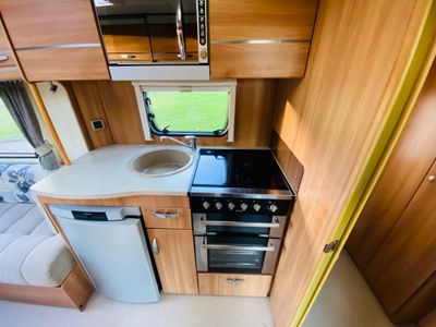 2012 SWIFT  CHALLANGER SPORT 442