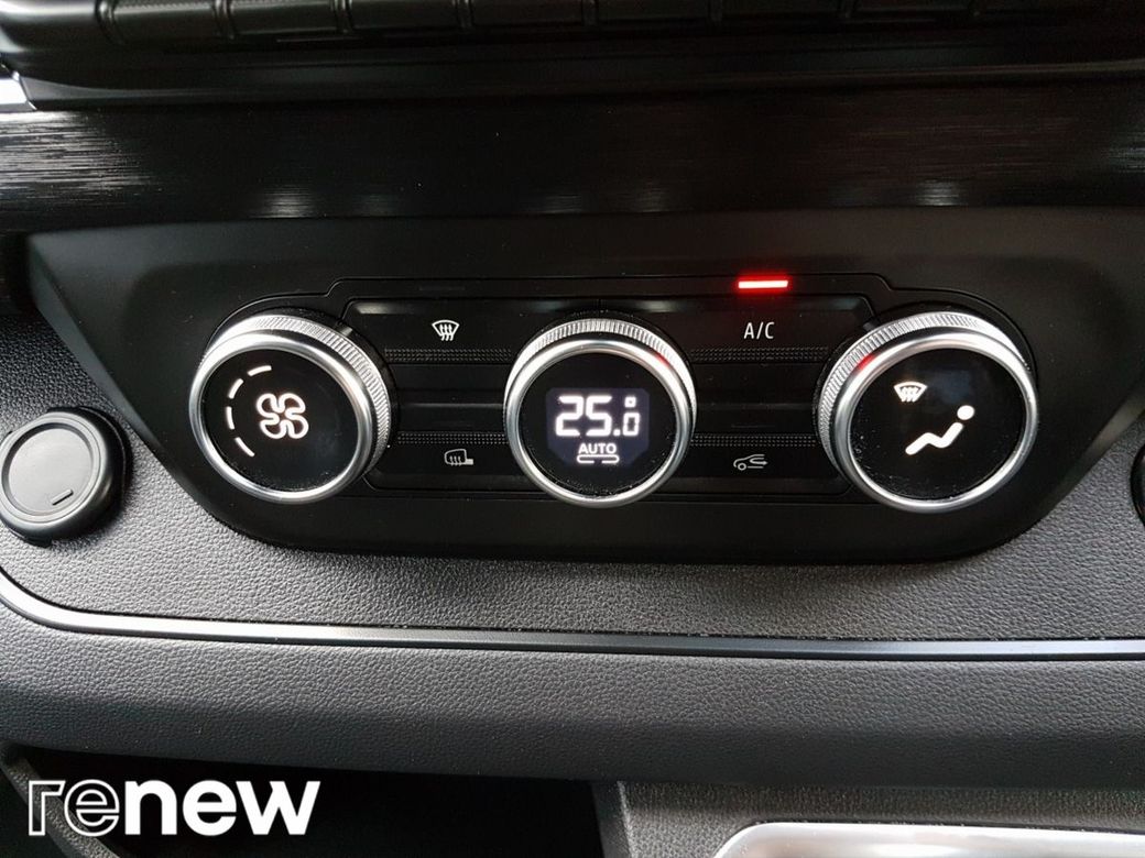 2025 Renault Trafic