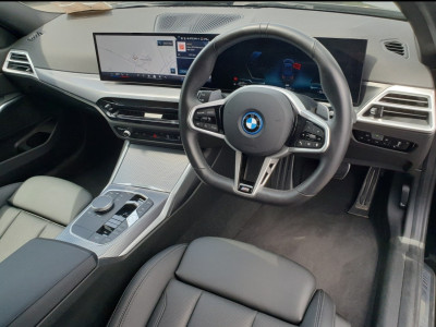 2025 BMW 3 Series