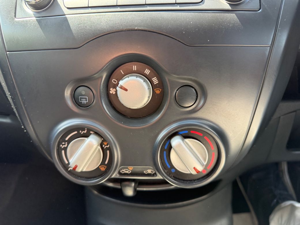 2015 Nissan Note