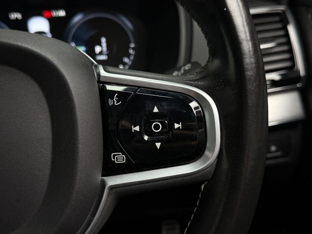 2021 Volvo XC90
