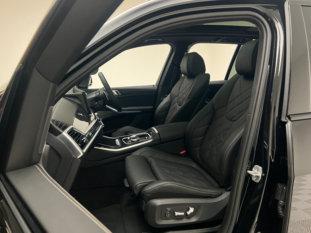 2025 BMW X5