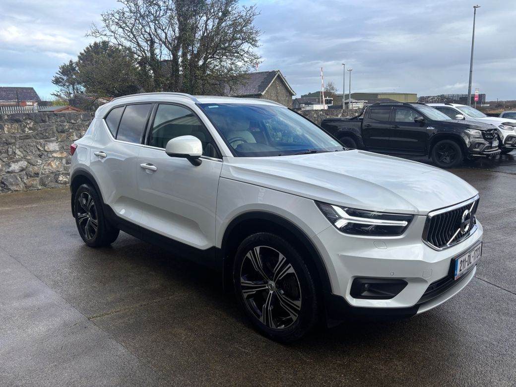 2021 Volvo XC40