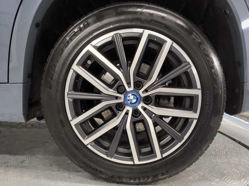 2024 BMW iX1