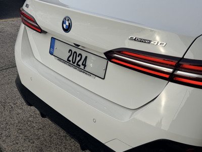 2024 BMW i5