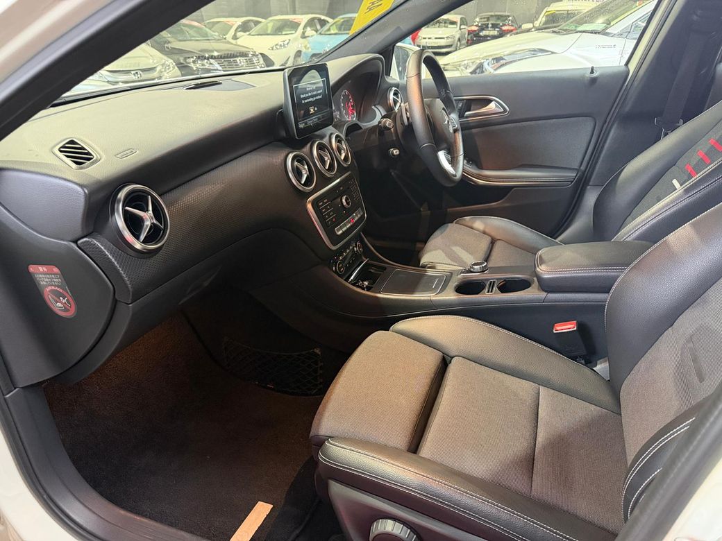 2017 Mercedes-Benz A 180
