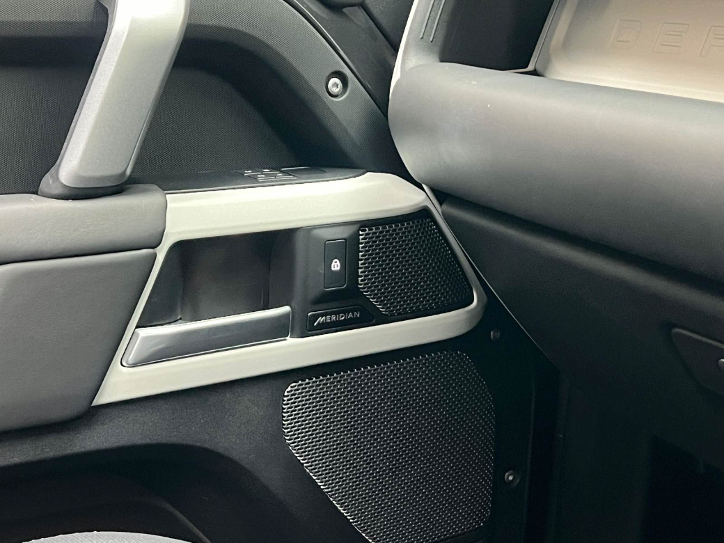 2024 Land Rover Defender