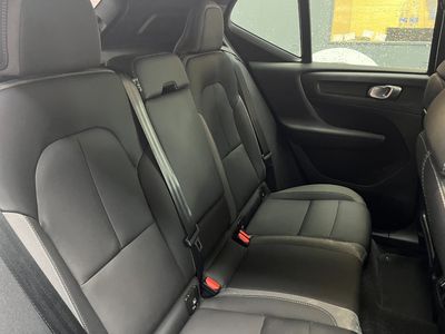 2022 Volvo XC40